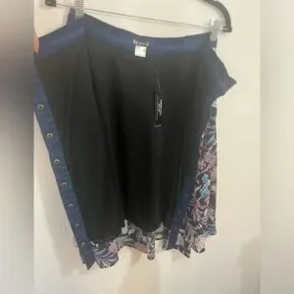 NWT Denim & Paisley Crop Top & Skirt Matching Set / Size 6 - Picture 11 of 15